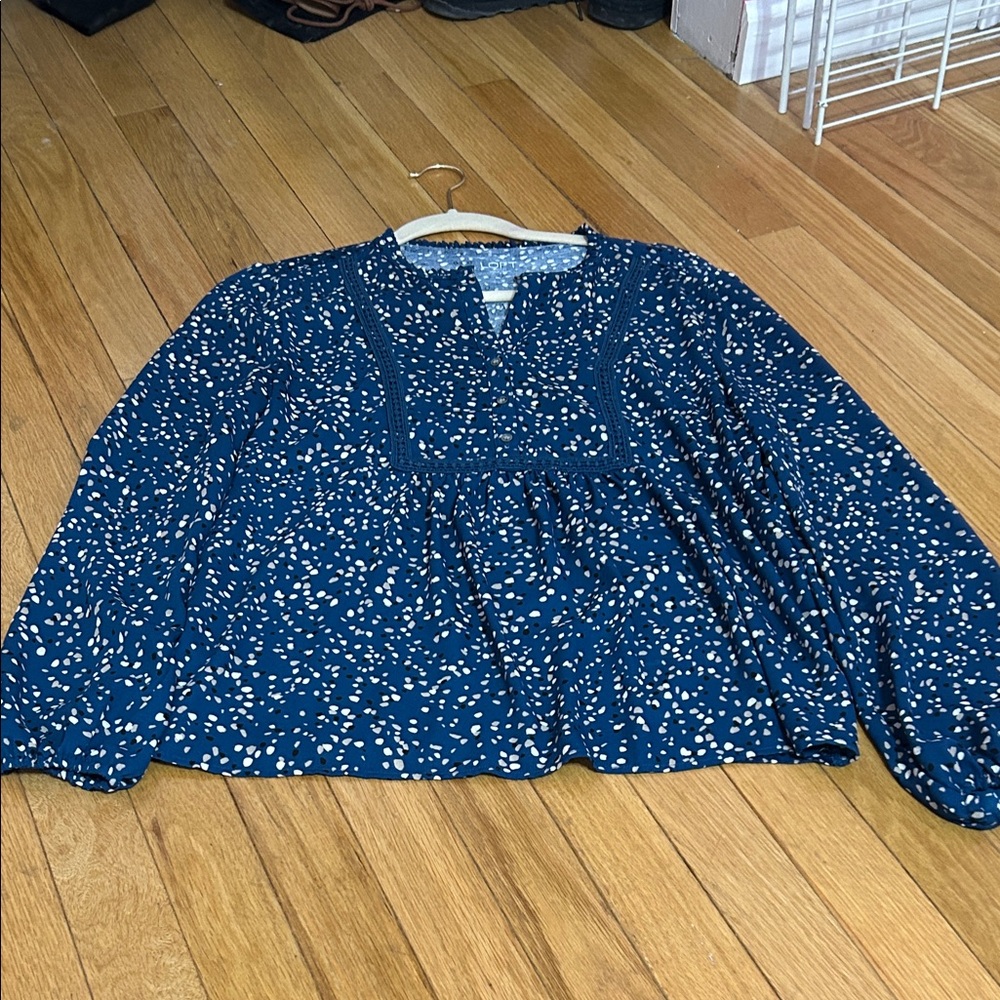 LOFT Navy and White Patterned Blouse